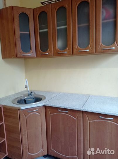 Кухня угловая бу