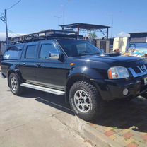 Nissan NP300 2.5 MT, 2011, 228 000 км, с пробегом, цена 1 280 000 руб.