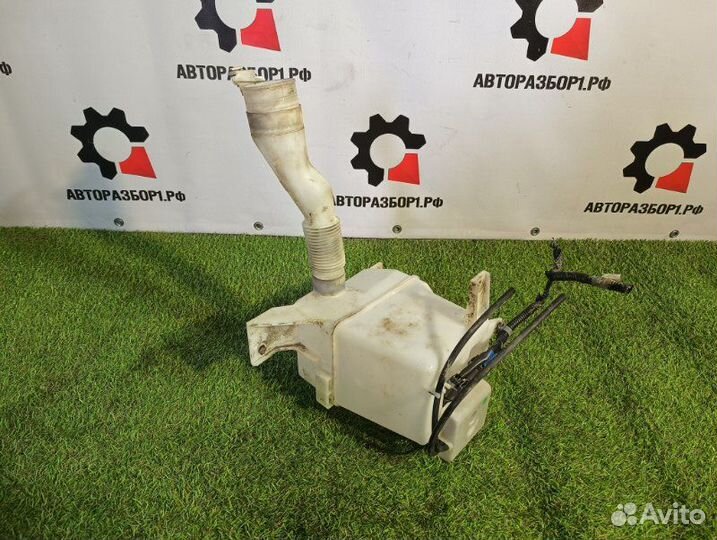 Бачок омывателя Subaru Legacy BP5 EJ-204 2005