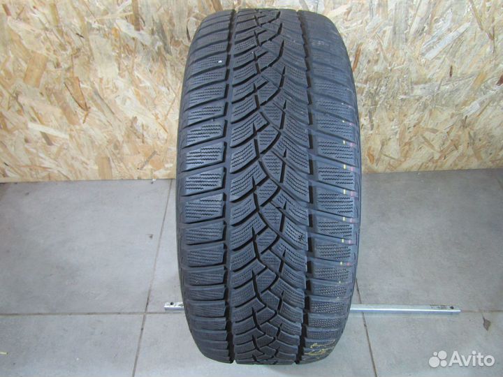 Goodyear UltraGrip Performance 255/45 R20