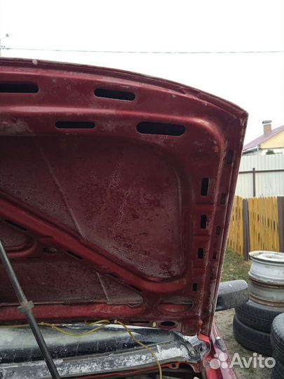 Капот passat б3