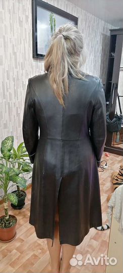 Кожаный плащ женский