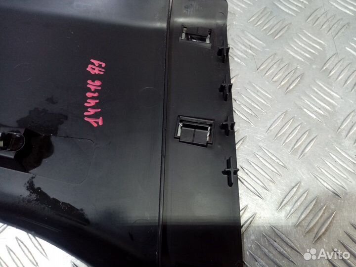 Б/У Обшивка стойки нижняя левая#001