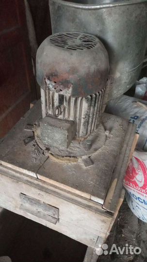 Зернодробилка 380