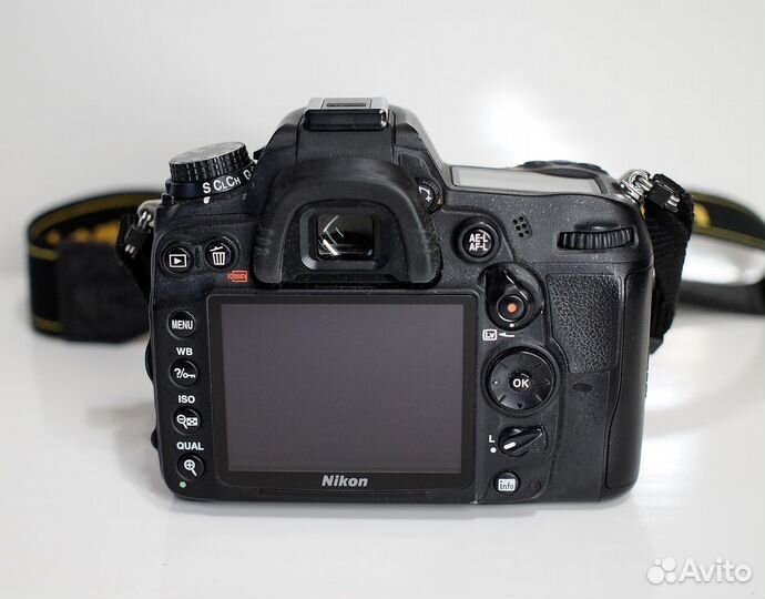 Nikon D7000 kit 18-55