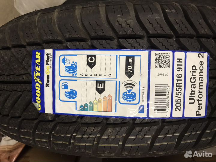 Goodyear UltraGrip Performance 2 205/55 R16