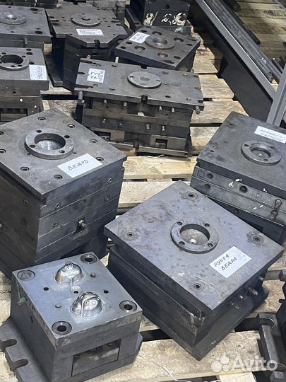 Пресс Формы для литья пластиковых игрушек