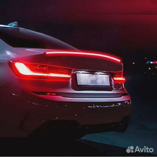 Лип спойлер универсальный молдинг на багажник с LE