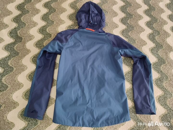 Трекинговая куртка Haglofs