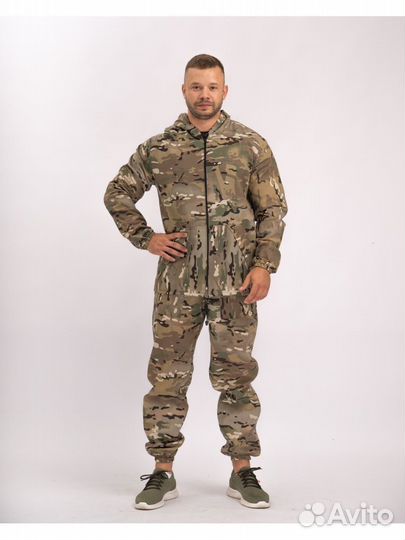 Камуфляжный костюм