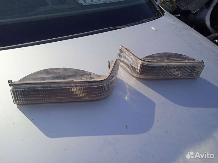 Поворотник Jeep Grand Cherokee ZJ