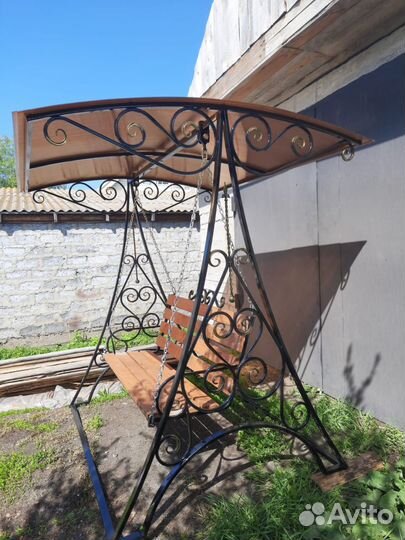 Садовые качели кованные