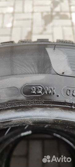 Michelin X-Ice North 4 185/65 R15 92T