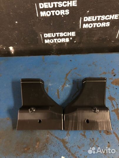 Воздуховод салона правый, левый BMW F10