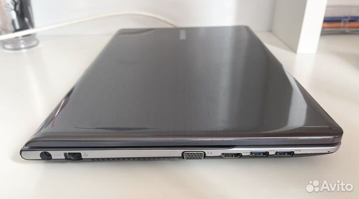 Ноутбук Samsung 15,6 оперативная 8Гб