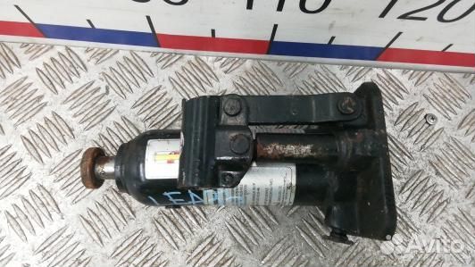 Домкрат KIA sorento 1 (LEA33VN01)