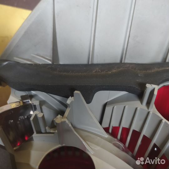 Бмв х3 ещё фонарь задний левый