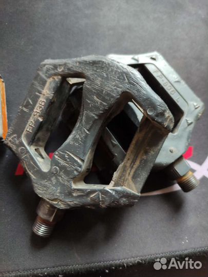 Педали для велосипеда