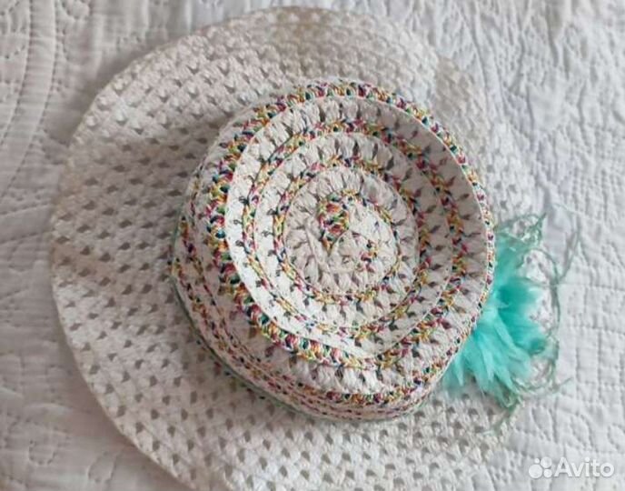 Купальник, шляпа, нарукавники