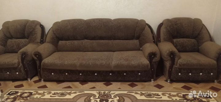 Диван и 2 кресла