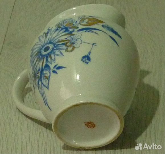 Фарфоровый молочник лфз СССР