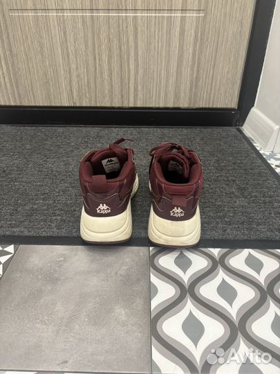 Кроссовки женские Kappa