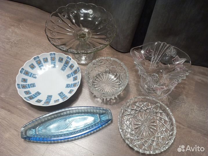 Хрустальные, стеклянные блюда для сервировки