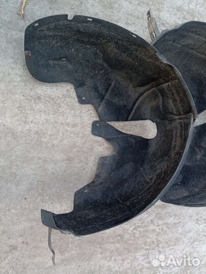 Подкрылок задний Skoda Octavia A5