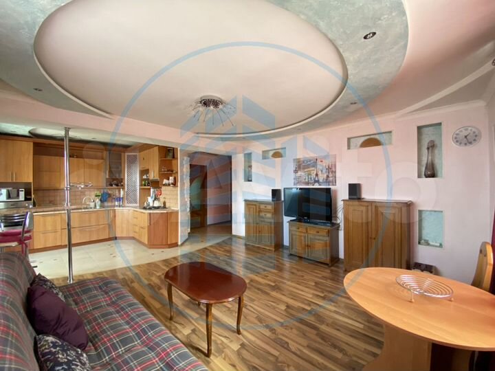 2-к. квартира, 68 м², 5/5 эт.