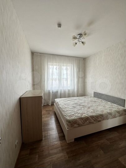 2-к. квартира, 58 м², 4/9 эт.