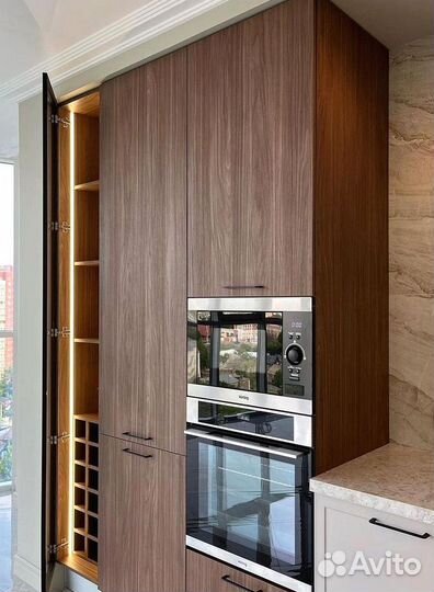 Кухня угловая под потолок