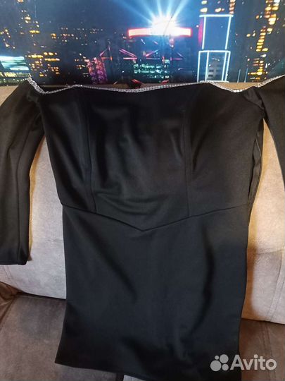 Вечернее платье 46 размера черное