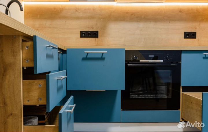 Кухня Голубая на заказ собственное производство