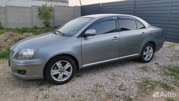 Toyota Avensis 1.8 МТ, 2007, 250 000 км