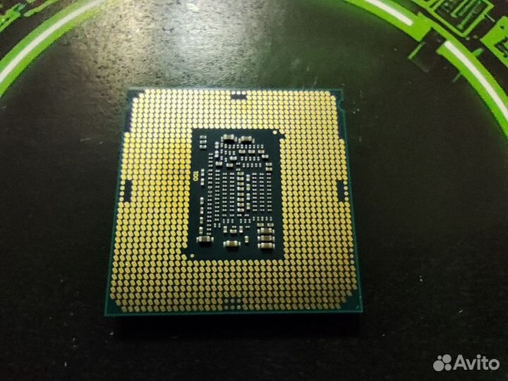 Процессор Intel Core i3-8100 на сокет LGA 1151V2