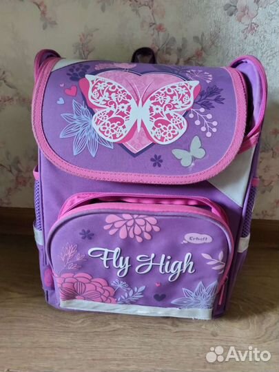 Рюкзаки школьные