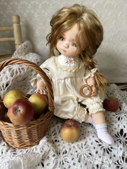 Кукла текстильная