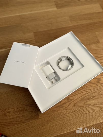 iPad Pro 12.9-inch (4th Generation) Wi-Fi