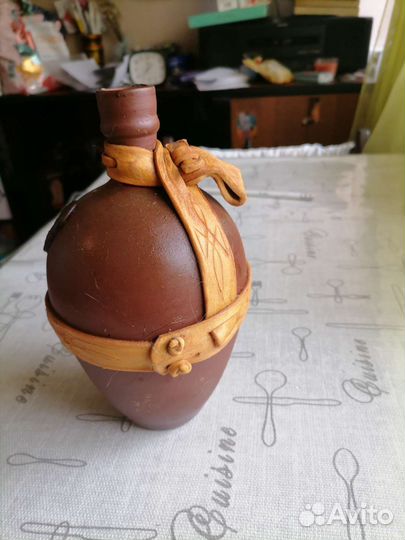 Бутылка винная