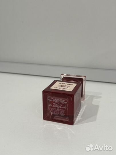 Парфюм Tom Ford Electric Cherry