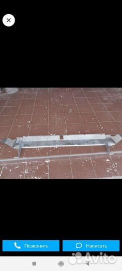 Усилитель заднего бампера тойота ленд крузер 100