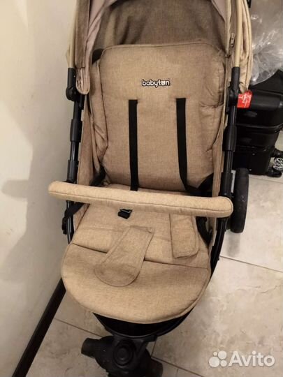 Коляска прогулочная