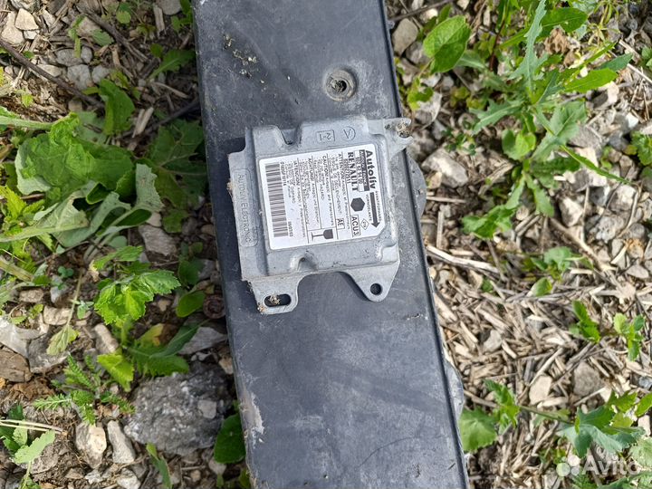 Блок управления AIR BAG Renault Kangoo