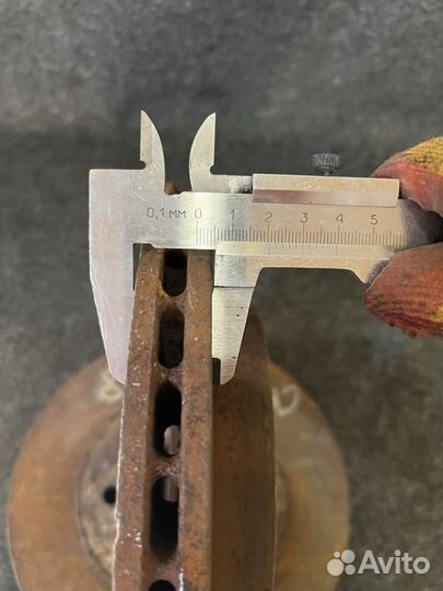 Тормозные диски Honda Freed передние