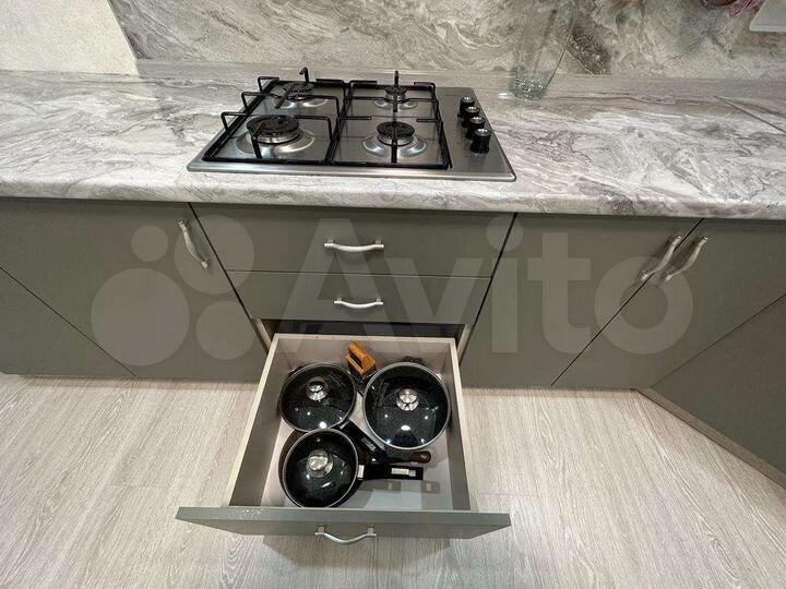 1-к. квартира, 50 м², 1/10 эт.