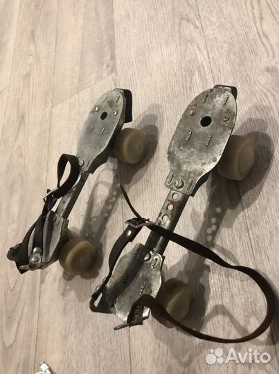 Роликовые коньки СССР