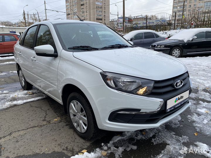 LADA Granta 1.6 МТ, 2023, 14 км