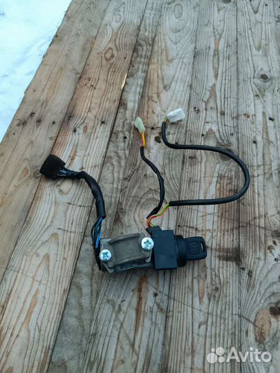 Замок зажигания тагаз роад партнер 2009г