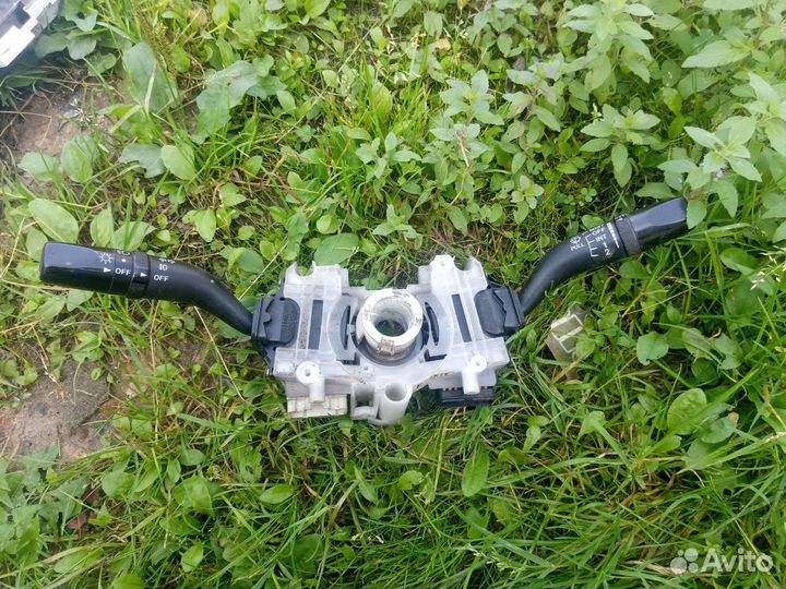 Переключатель подрулевой mazda 6 GG