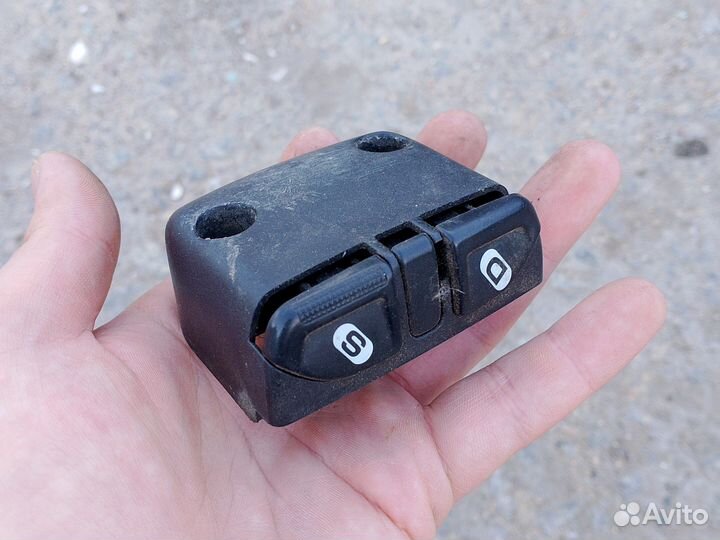 Кнопки на руль Honda HR-V 35720S2H003